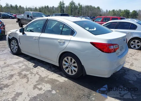 2015 Subaru Legacy 2.5I Premium z USA, uszkodzony, nr VIN 4S3BNAC68F3010394